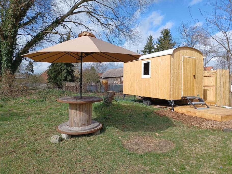 Zirkuswagen Glamping Fuer 2 Mit Veranda Kueche Netflix Parken Und Hofladen Steinhofel ภายนอก รูปภาพ