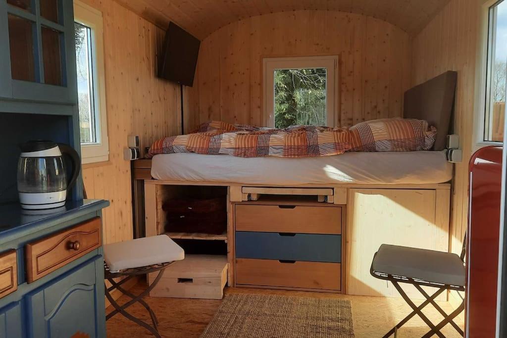 Zirkuswagen Glamping Fuer 2 Mit Veranda Kueche Netflix Parken Und Hofladen Steinhofel ภายนอก รูปภาพ